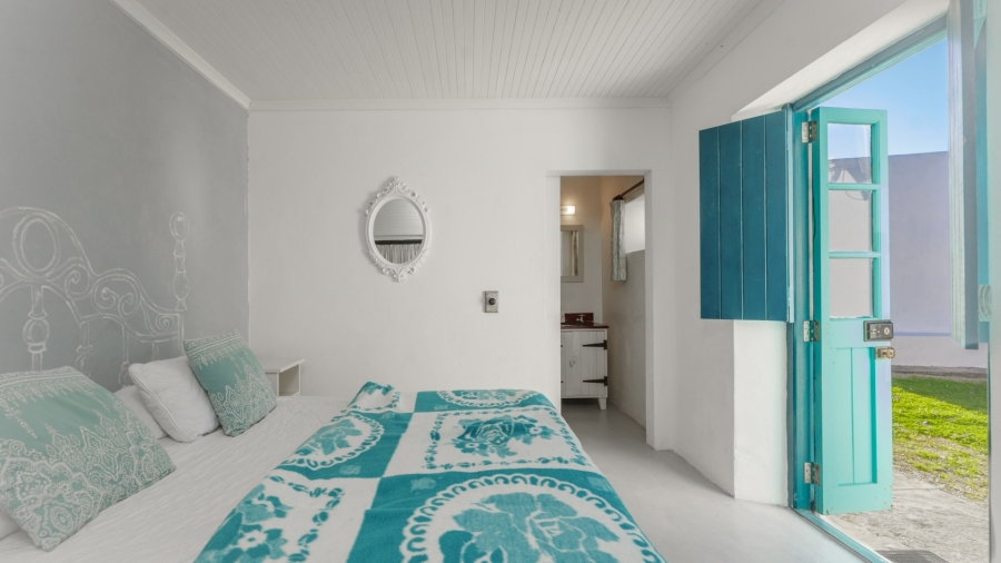 6 Bedroom Property for Sale in Struisbaai Western Cape